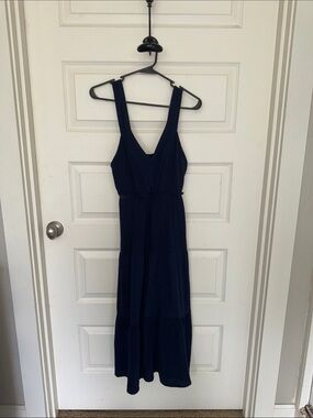 Steve Madden Navy V-Neck Tiered Maxi Dress